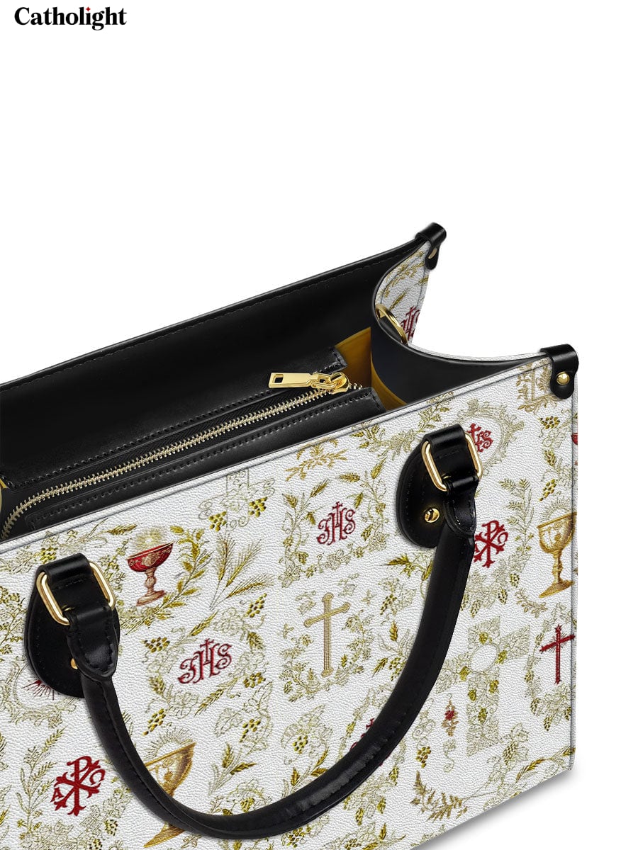 Divina  The Timeless Faith Leather Bag