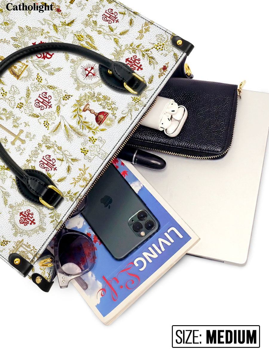 Divina  The Timeless Faith Leather Bag