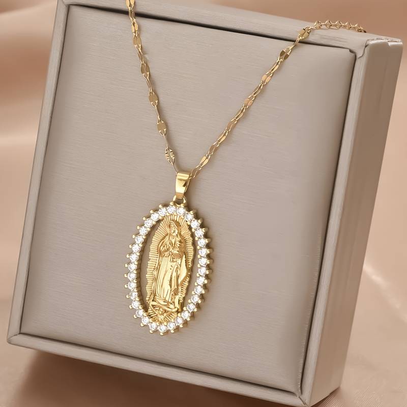 Zircon decorated 'Virgin Mary' Necklace by Divina