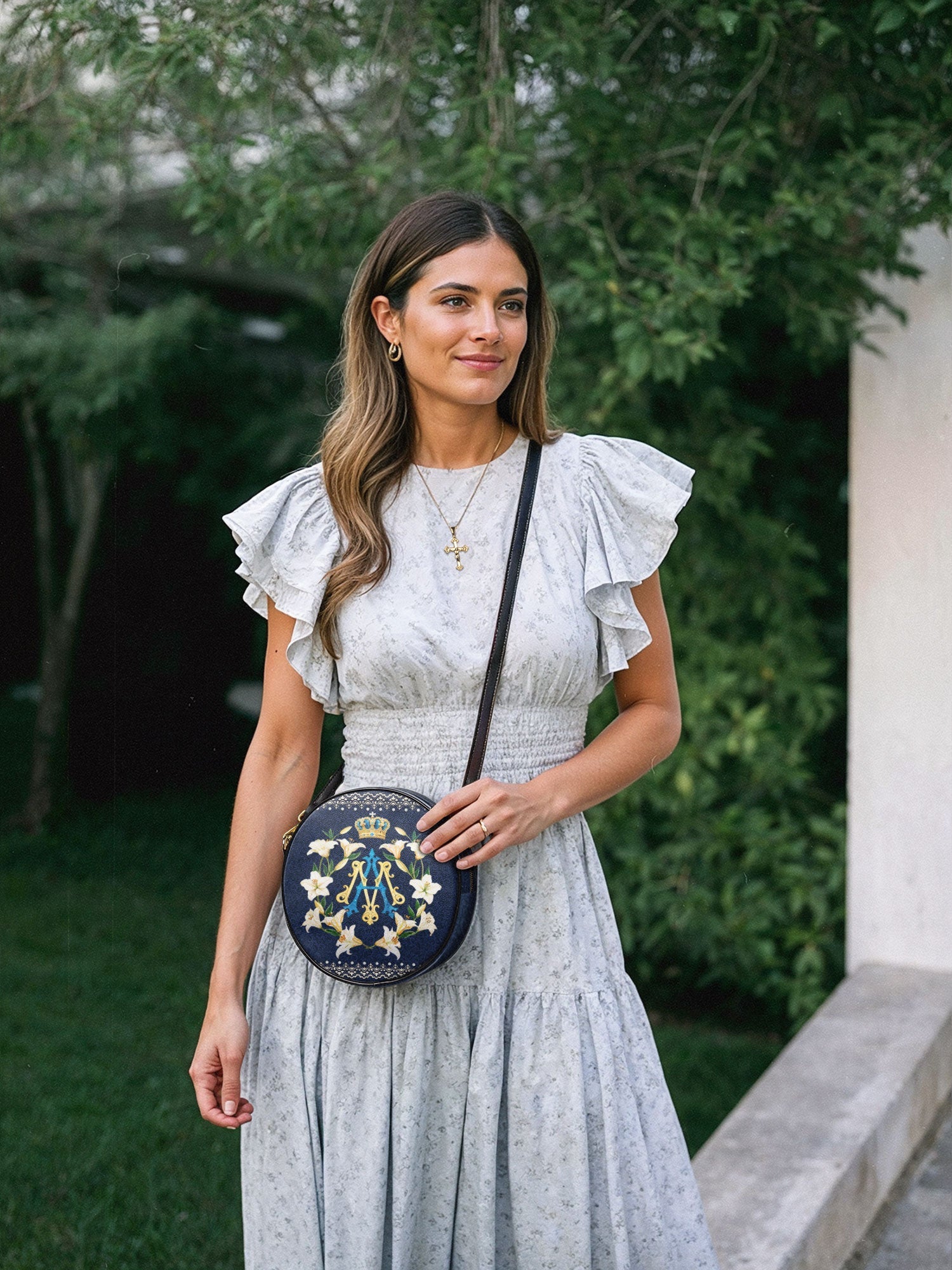 "Gloria" Circle Crossbody Bag