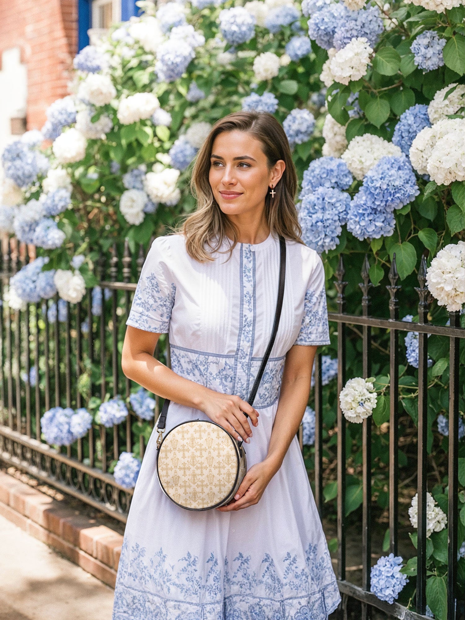 "Serena" Circle Crossbody Bag