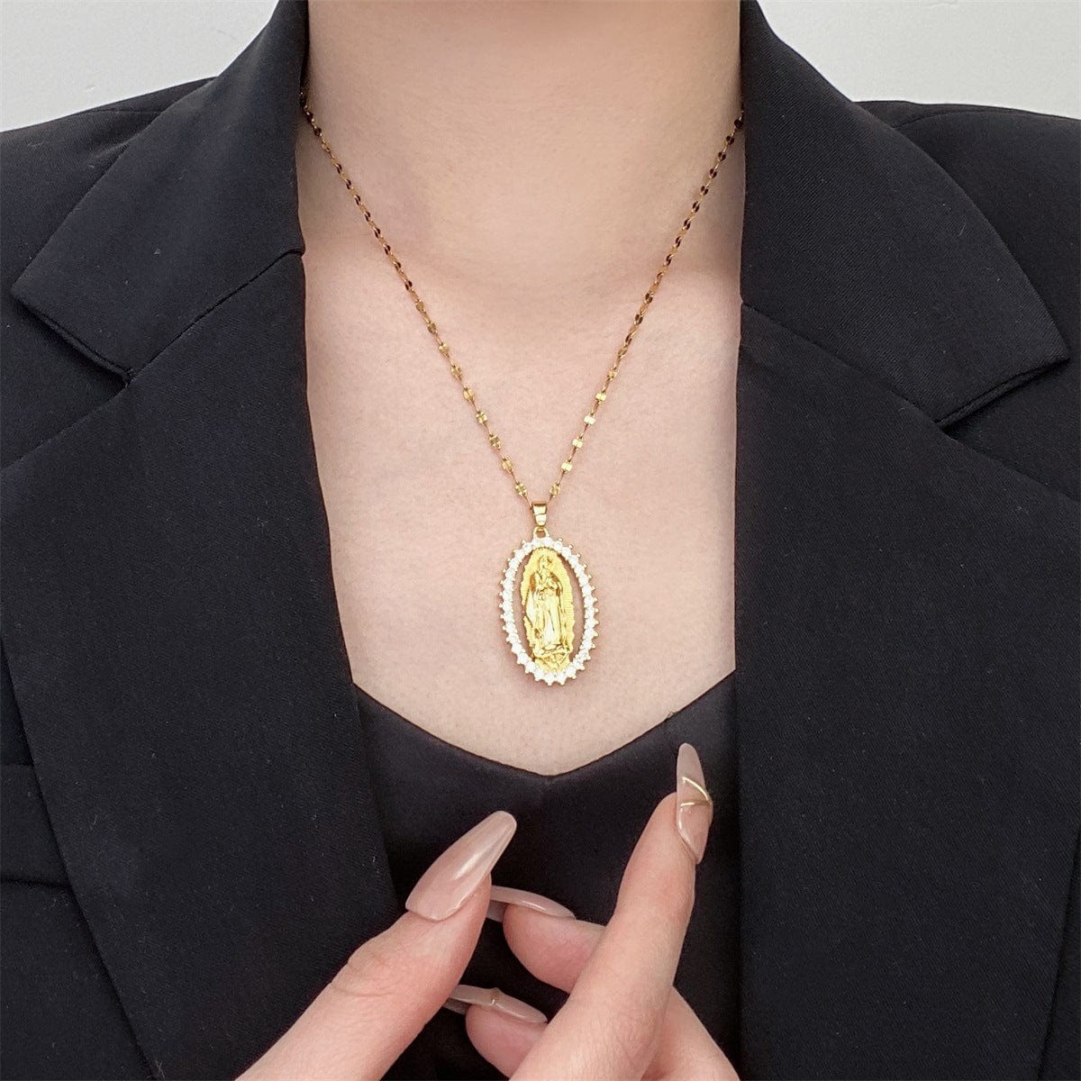 Zircon decorated 'Virgin Mary' Necklace by Divina