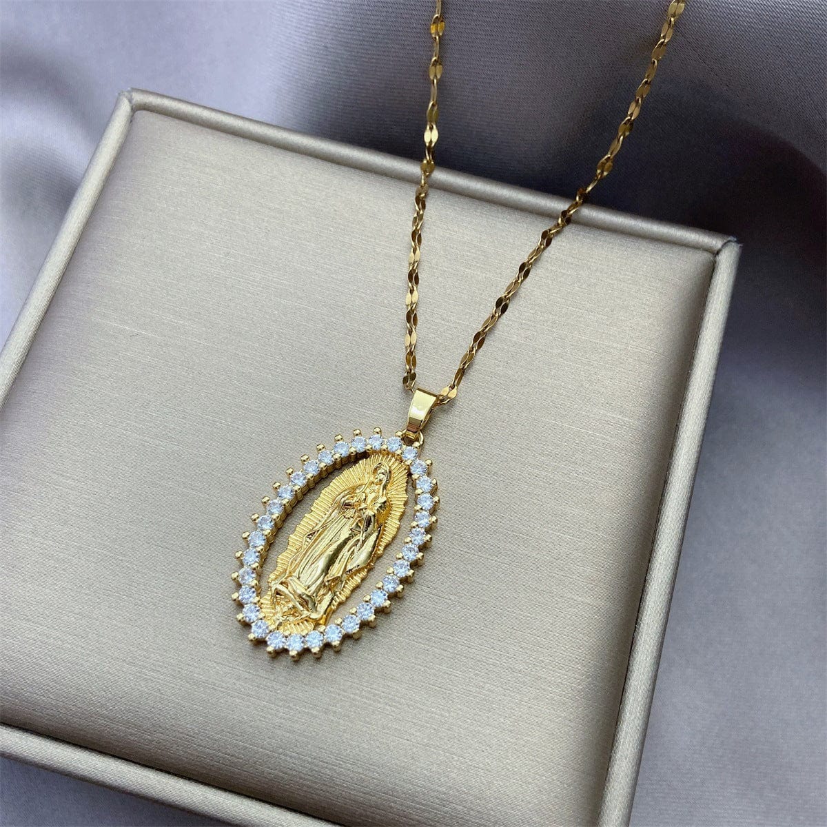 Zircon decorated 'Virgin Mary' Necklace by Divina