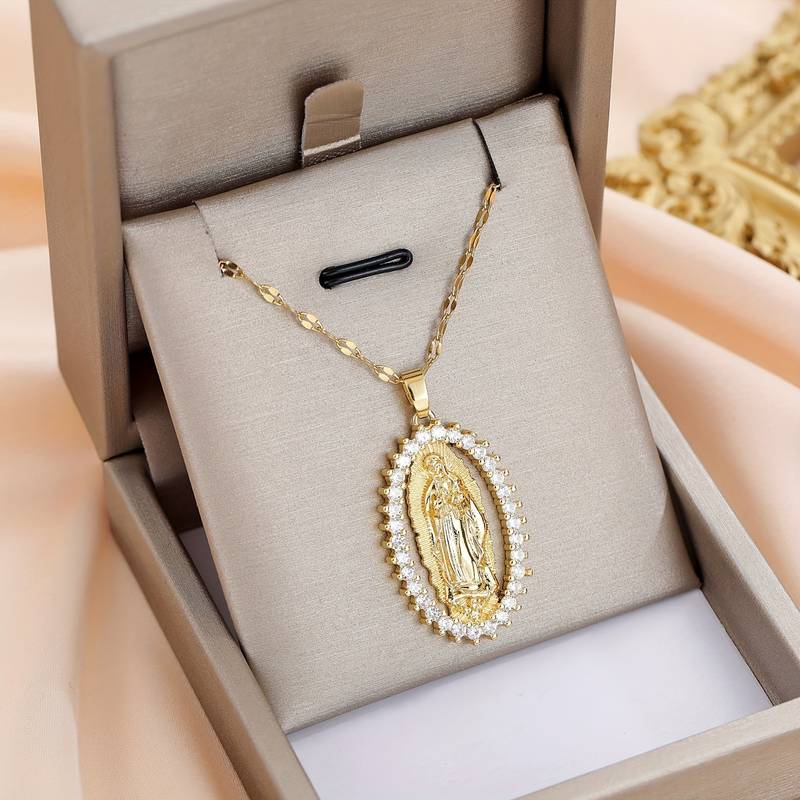 Zircon decorated 'Virgin Mary' Necklace by Divina